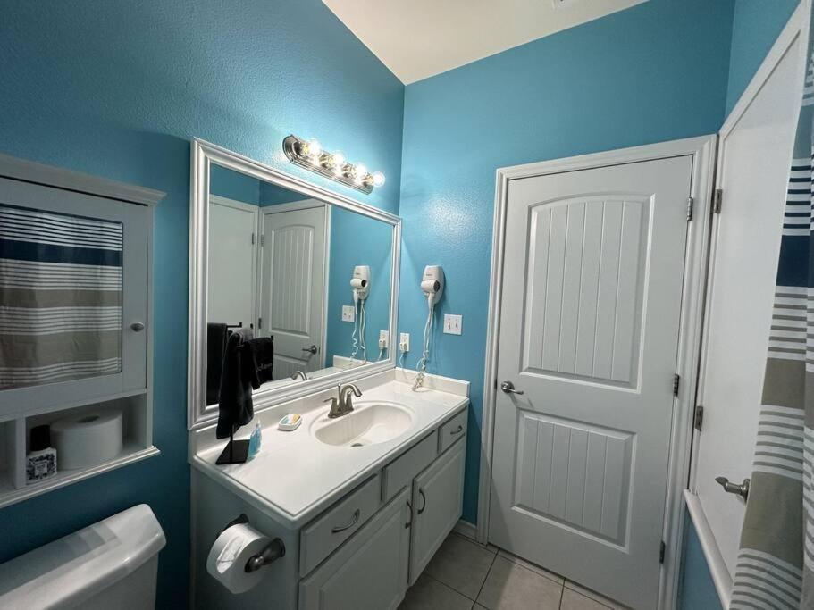 Barefoot Bungalow - Pet Friendly- 2 Bdrm Townhome كوربوس كريستي المظهر الخارجي الصورة