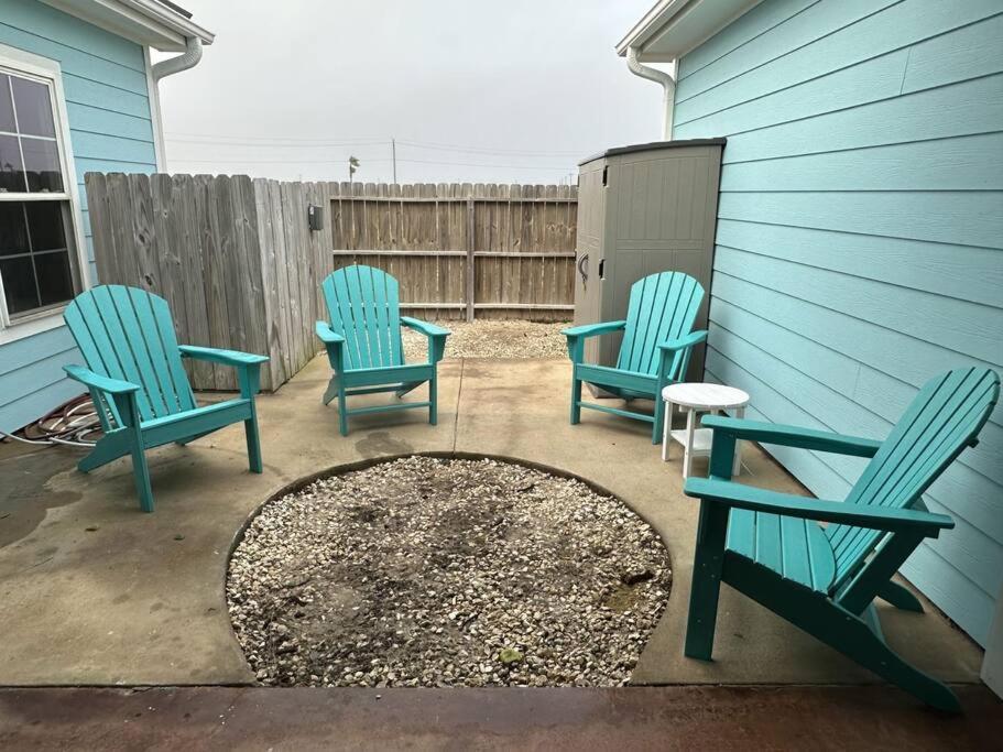 Barefoot Bungalow - Pet Friendly- 2 Bdrm Townhome كوربوس كريستي المظهر الخارجي الصورة