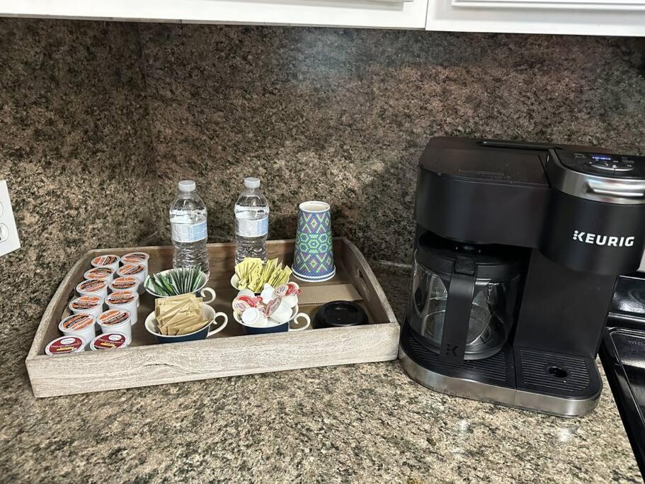 Barefoot Bungalow - Pet Friendly- 2 Bdrm Townhome كوربوس كريستي المظهر الخارجي الصورة