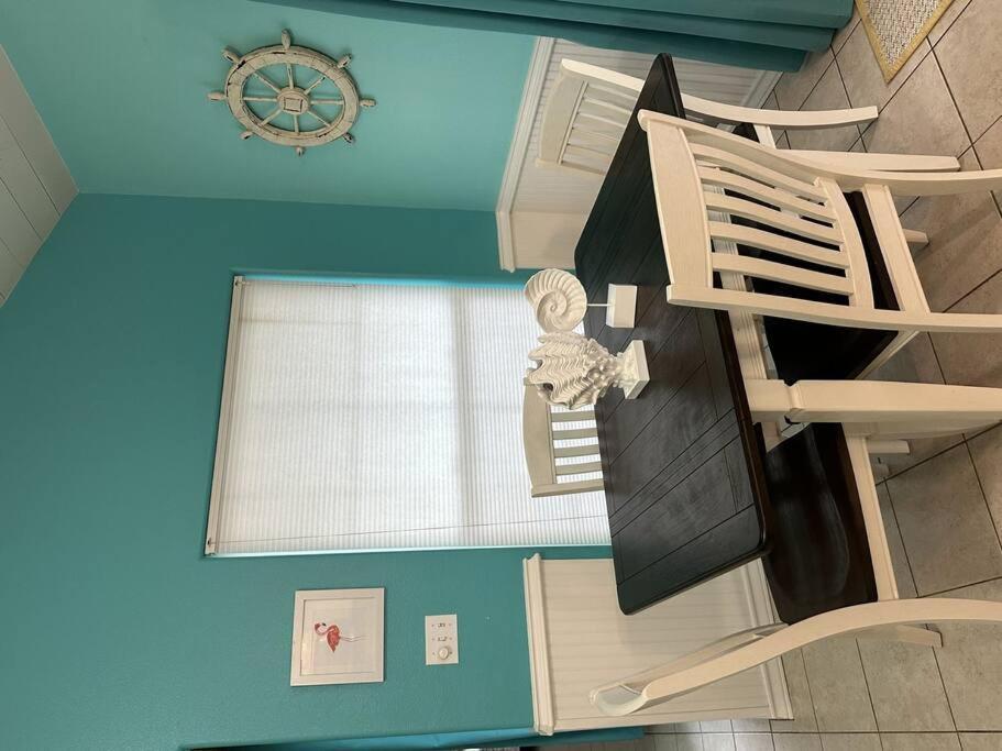Barefoot Bungalow - Pet Friendly- 2 Bdrm Townhome كوربوس كريستي المظهر الخارجي الصورة